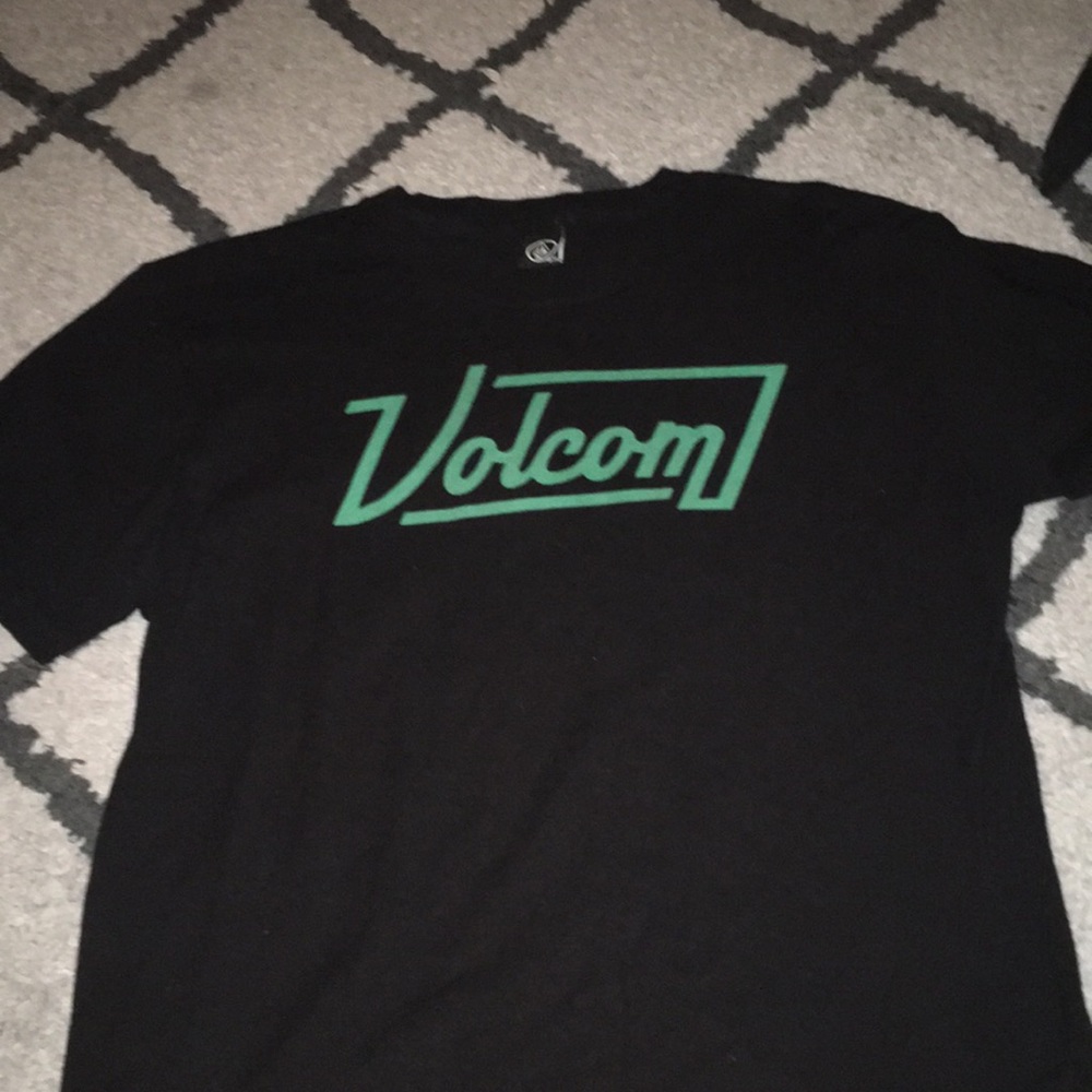 Volcom shirt- turquoise logo